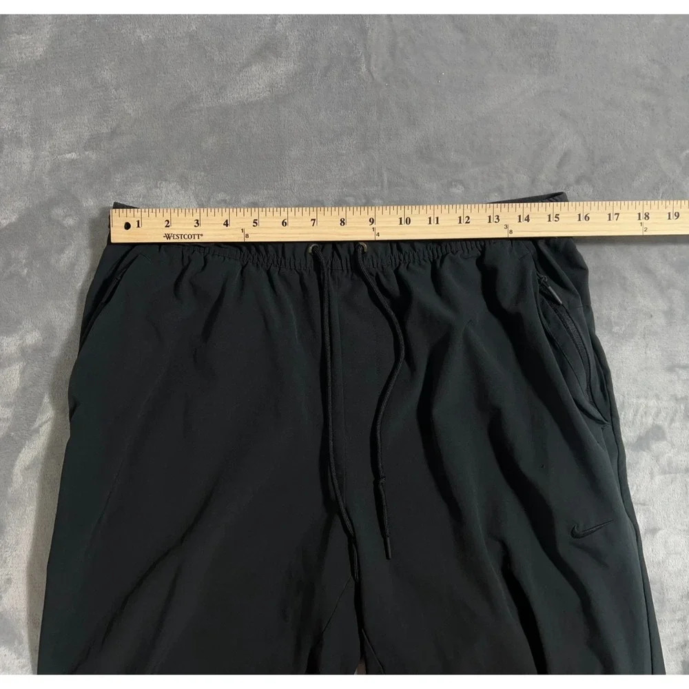 Nike Dri-FIT Tapered Leg Versatile Sweatpants Mens Large Black Joggers Track